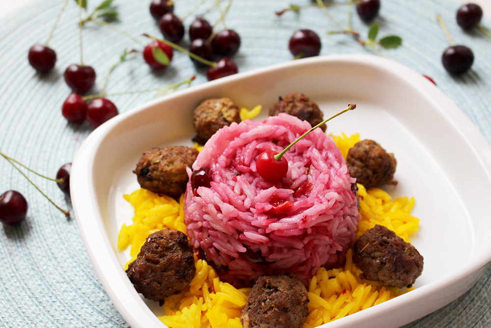 Persian Sour Cherry Rice with Meatballs (Albaloo Polow)